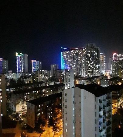 Lilia Appartement Batoemi Buitenkant foto