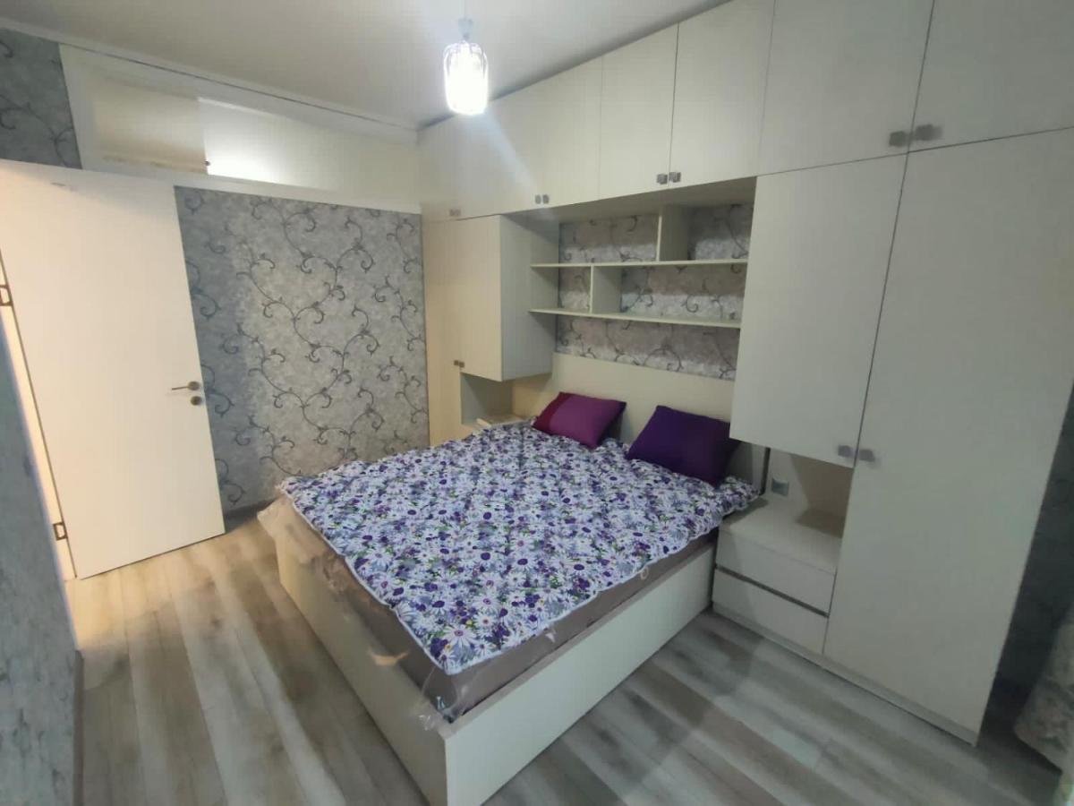 Lilia Appartement Batoemi Buitenkant foto